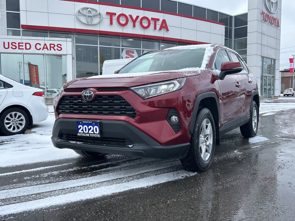 2020 Toyota RAV4 XLE FWD in Niagara Falls, Ontario - 1 - w1024h768px