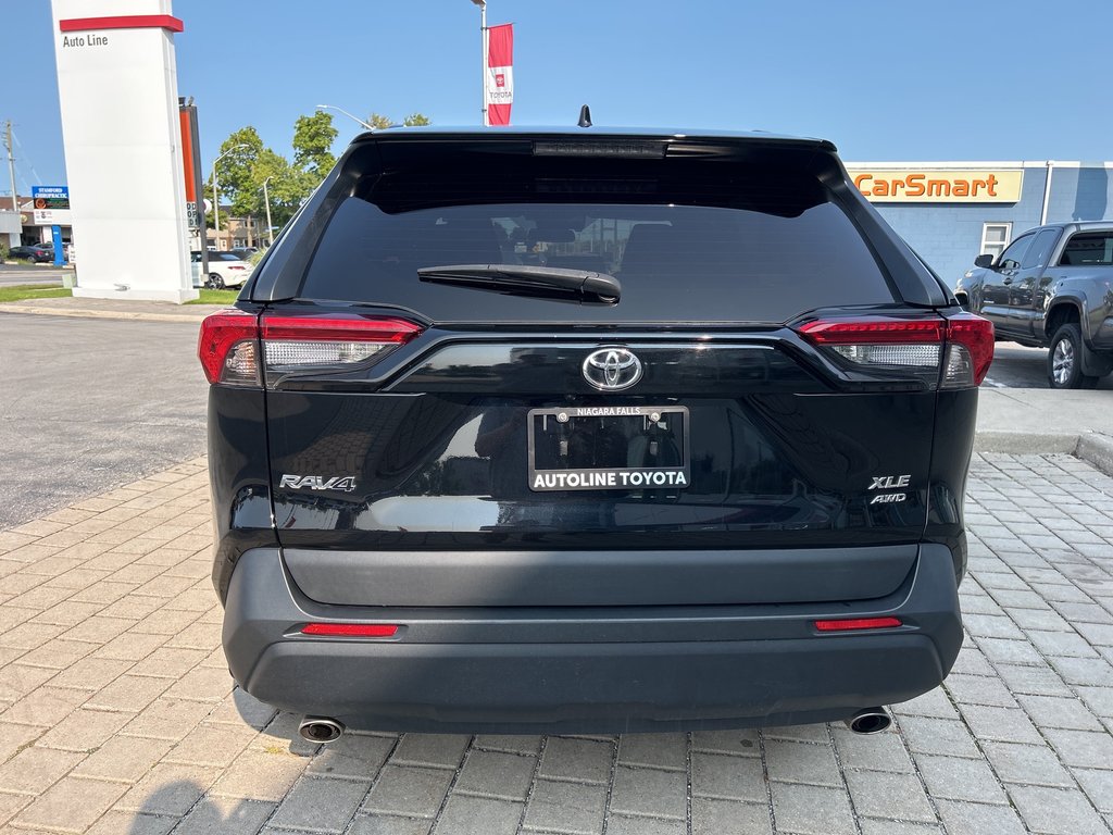 2021  RAV4 XLE in Niagara Falls, Ontario - 4 - w1024h768px