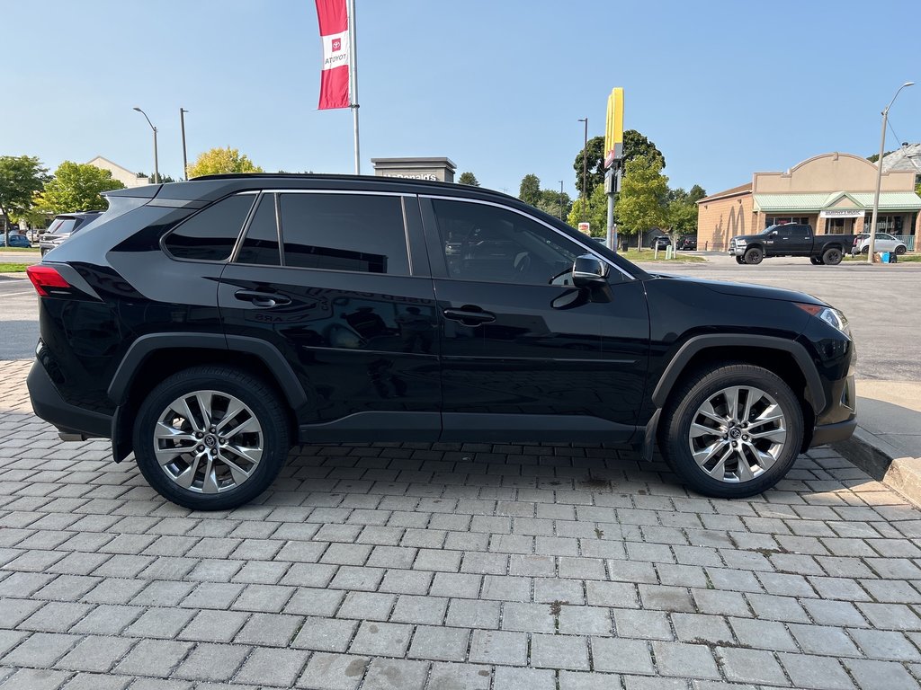 2021  RAV4 XLE in Niagara Falls, Ontario - 6 - w1024h768px