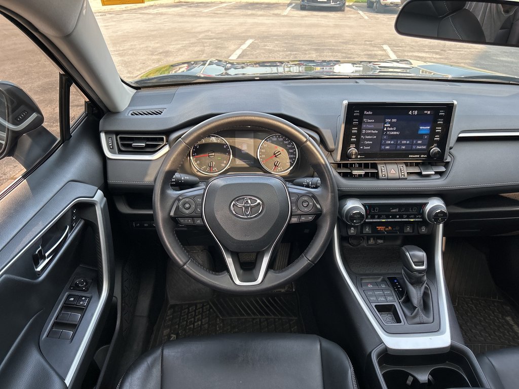 2021  RAV4 XLE in Niagara Falls, Ontario - 19 - w1024h768px