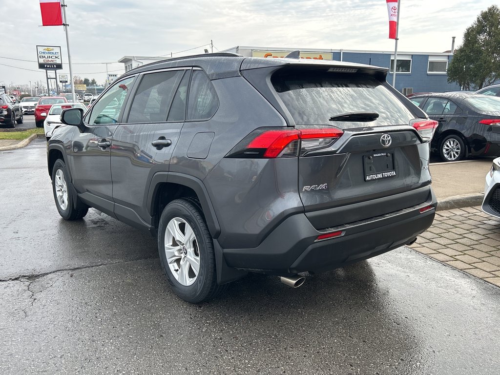 2021  RAV4 XLE in Niagara Falls, Ontario - 3 - w1024h768px