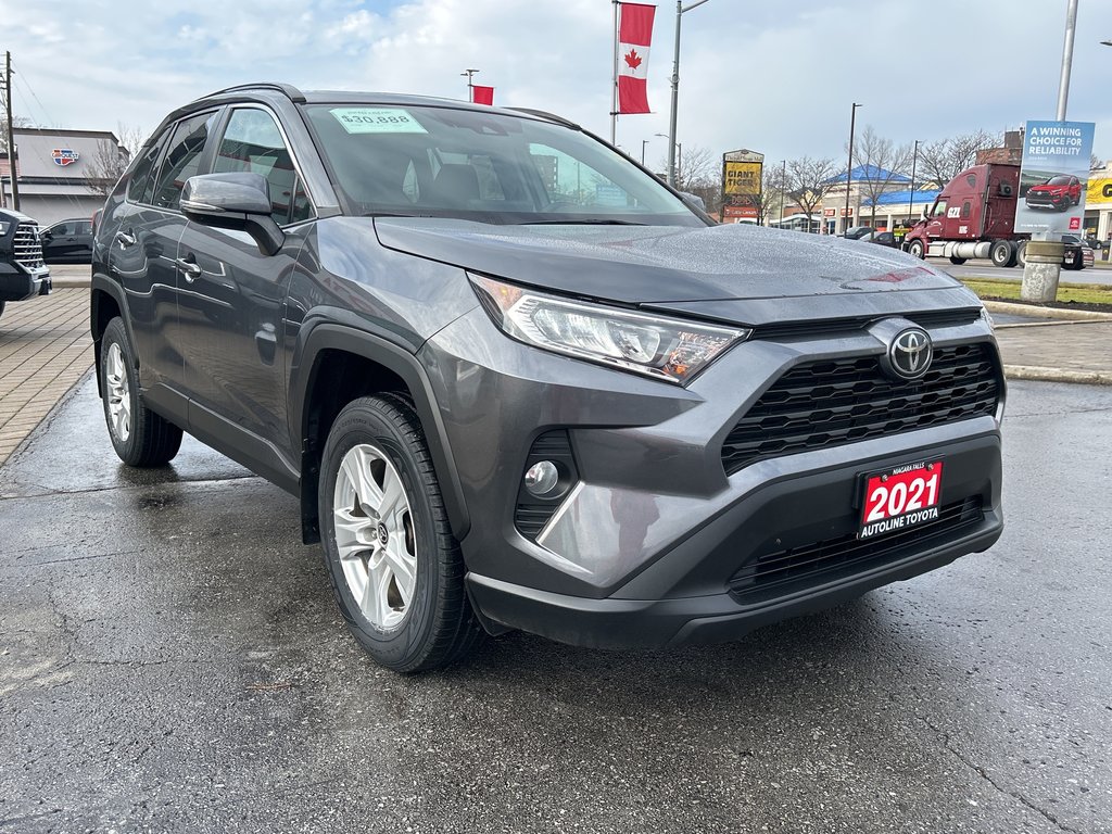 2021  RAV4 XLE in Niagara Falls, Ontario - 7 - w1024h768px