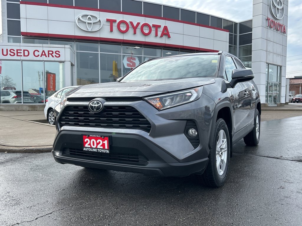 2021  RAV4 XLE in Niagara Falls, Ontario - 9 - w1024h768px