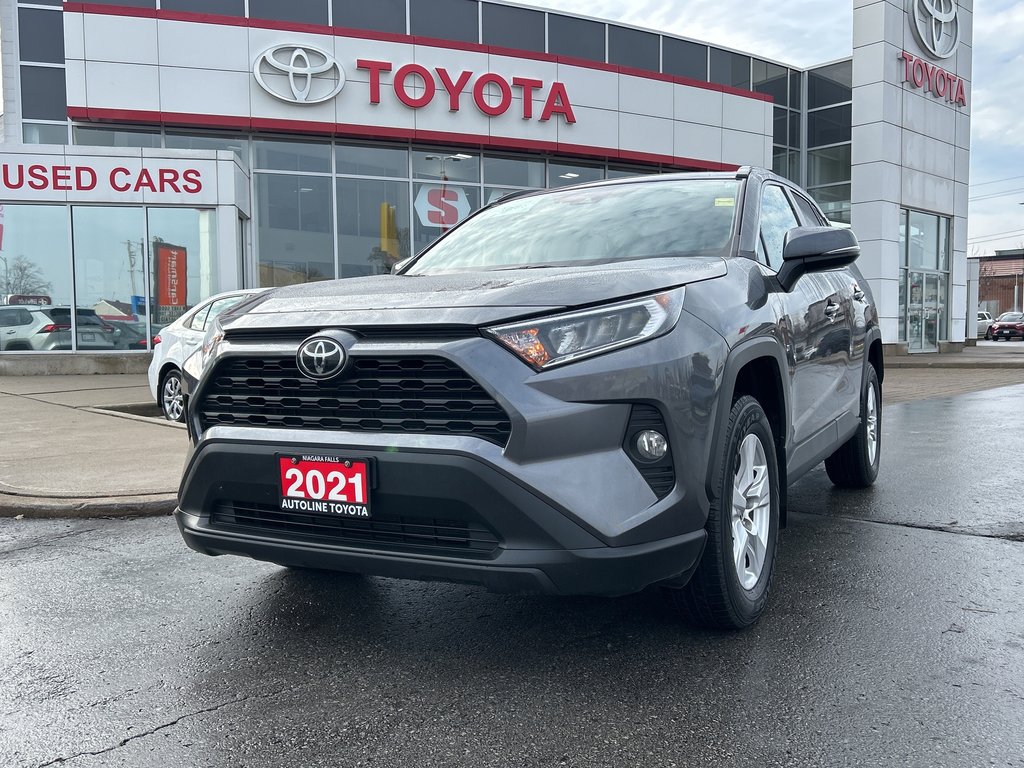 2021  RAV4 XLE in Niagara Falls, Ontario - 1 - w1024h768px