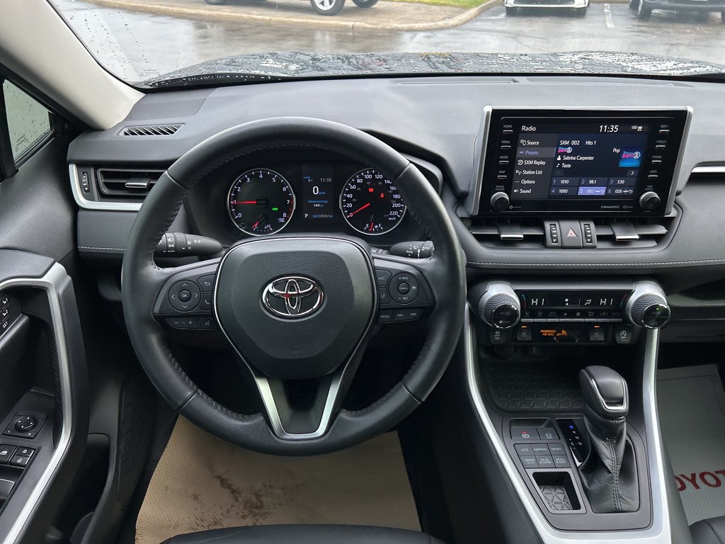 2021  RAV4 XLE in Niagara Falls, Ontario - 13 - w1024h768px