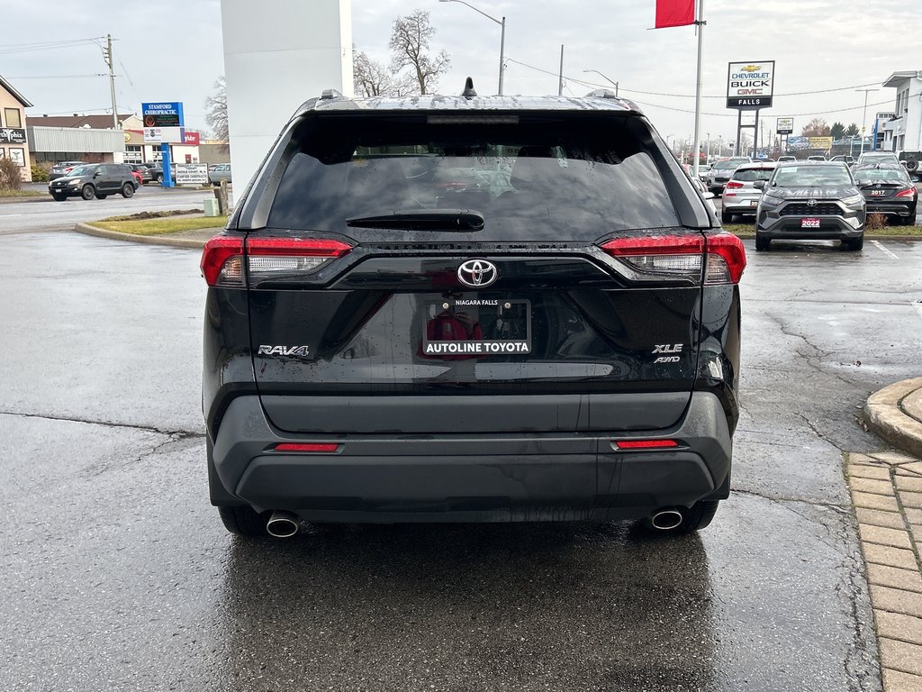 2021  RAV4 XLE in Niagara Falls, Ontario - 4 - w1024h768px