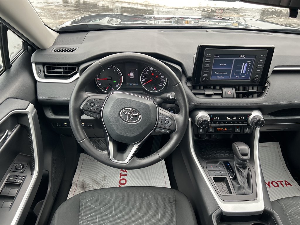 2021 Toyota RAV4 XLE in Niagara Falls, Ontario - 13 - w1024h768px