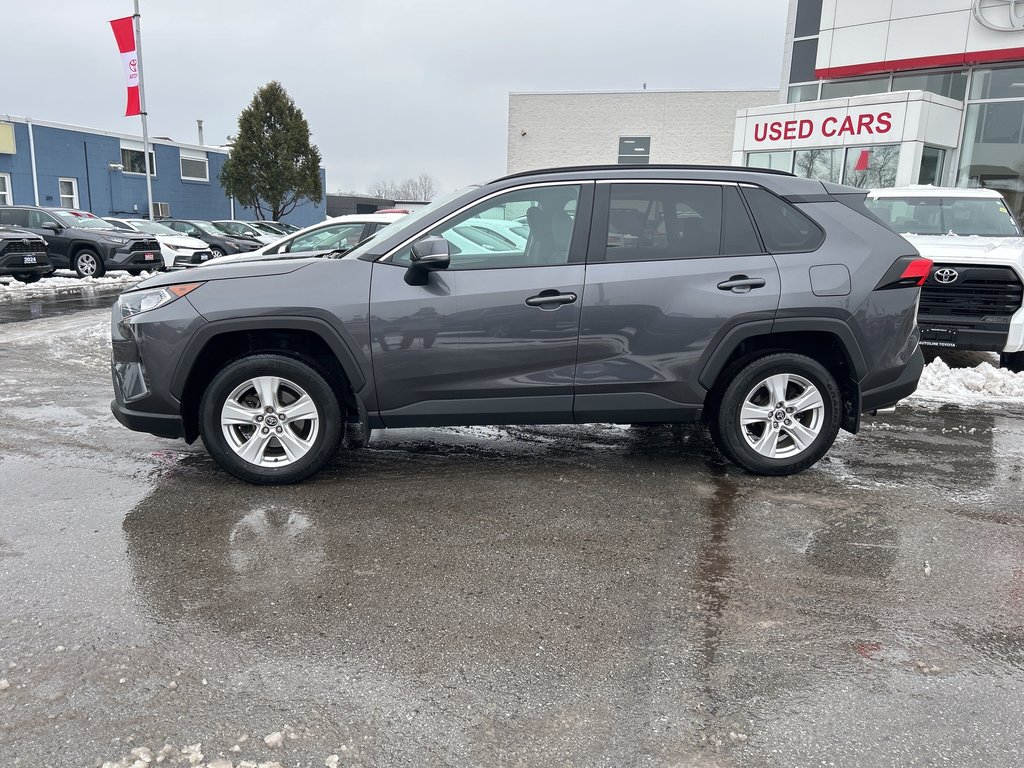 2021 Toyota RAV4 XLE in Niagara Falls, Ontario - 2 - w1024h768px