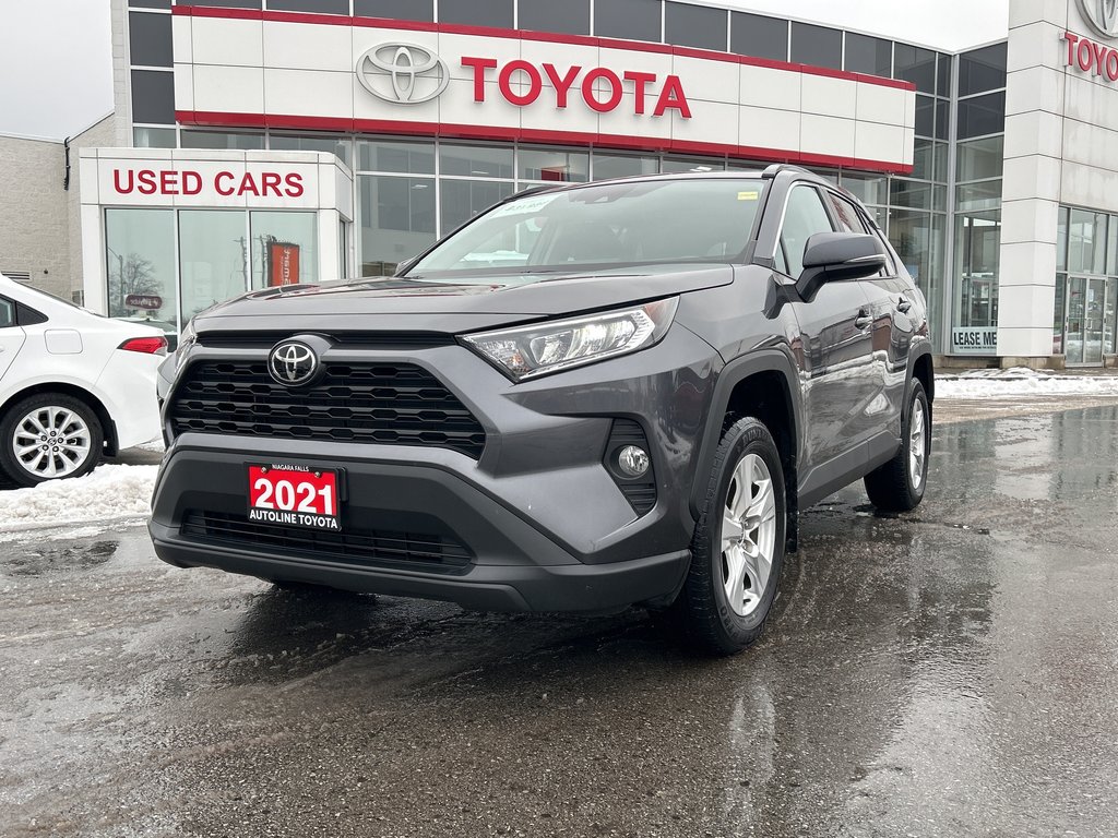 2021 Toyota RAV4 XLE in Niagara Falls, Ontario - 1 - w1024h768px