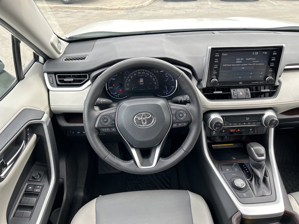 2021 Toyota RAV4 Hybrid LIMITED in Niagara Falls, Ontario - 13 - w1024h768px