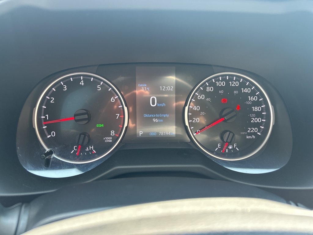 2021 Toyota RAV4 XLE in Niagara Falls, Ontario - 14 - w1024h768px