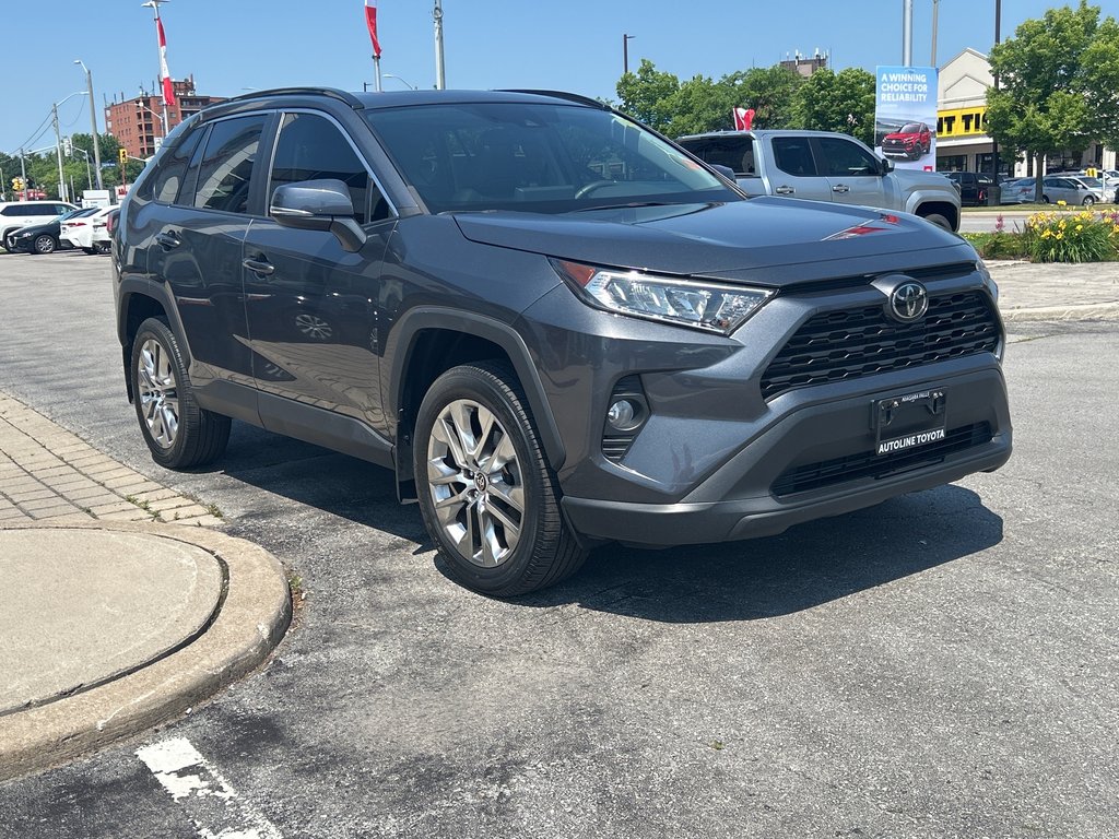 2021 Toyota RAV4 XLE in Niagara Falls, Ontario - 7 - w1024h768px