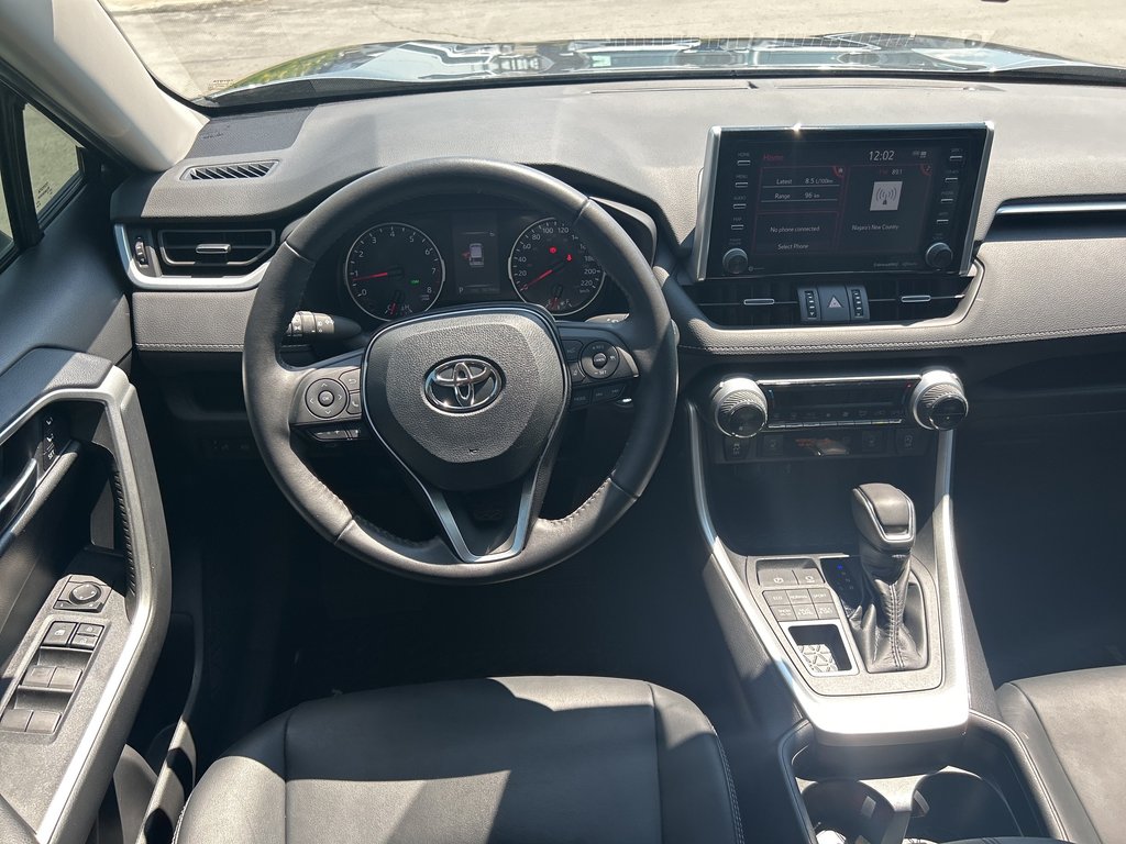 2021 Toyota RAV4 XLE in Niagara Falls, Ontario - 13 - w1024h768px