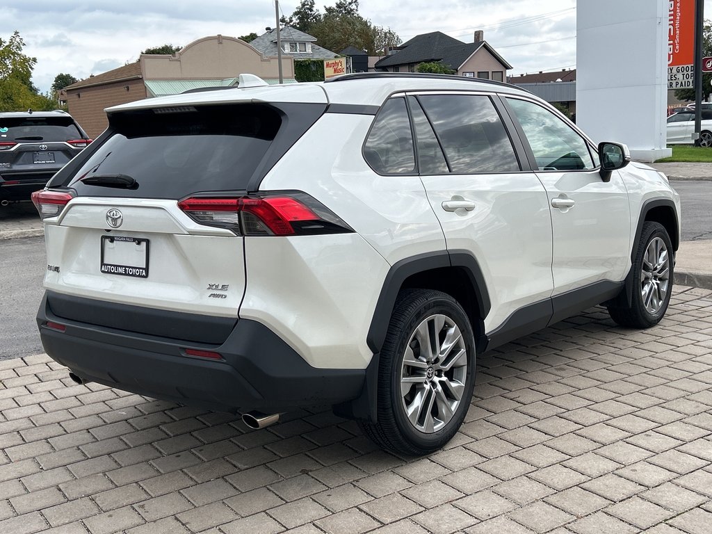 2022  RAV4 XLE in Niagara Falls, Ontario - 5 - w1024h768px