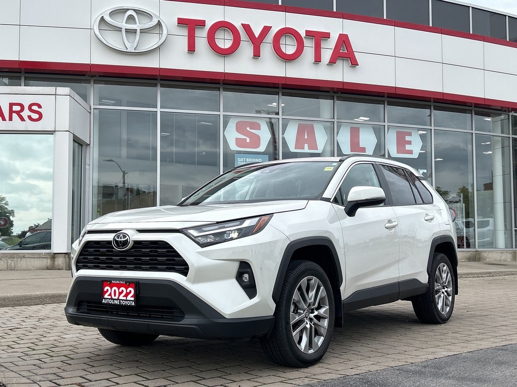 2022  RAV4 XLE in Niagara Falls, Ontario - 9 - w1024h768px