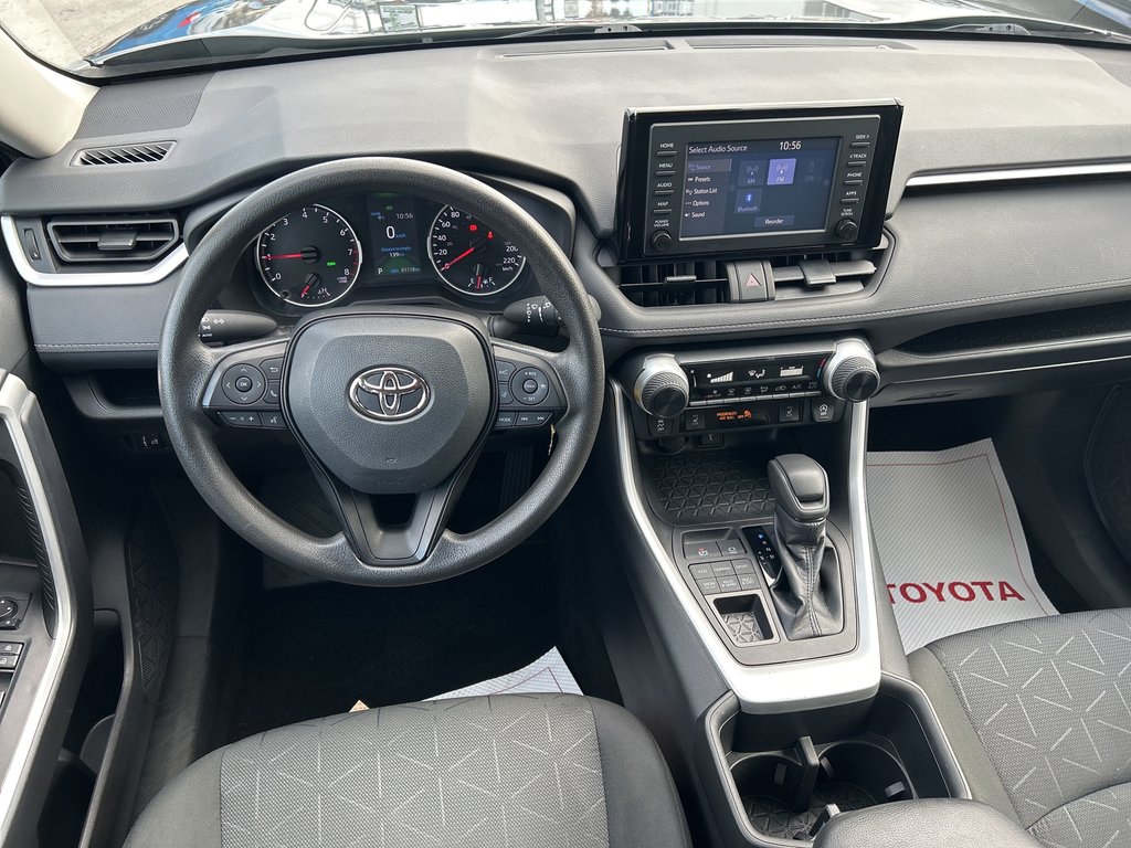 2022 Toyota RAV4 LE in Niagara Falls, Ontario - 13 - w1024h768px