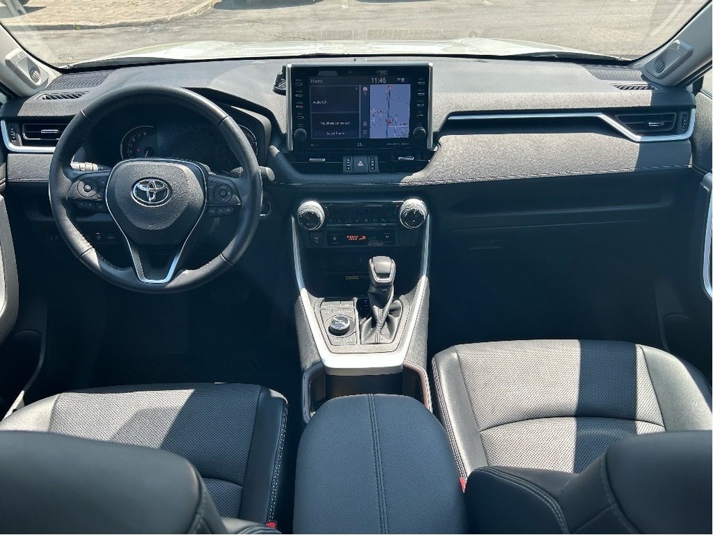 2022 Toyota RAV4 Limited in Niagara Falls, Ontario - 12 - w1024h768px