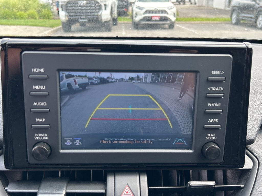 2022 Toyota RAV4 XLE in Niagara Falls, Ontario - 20 - w1024h768px
