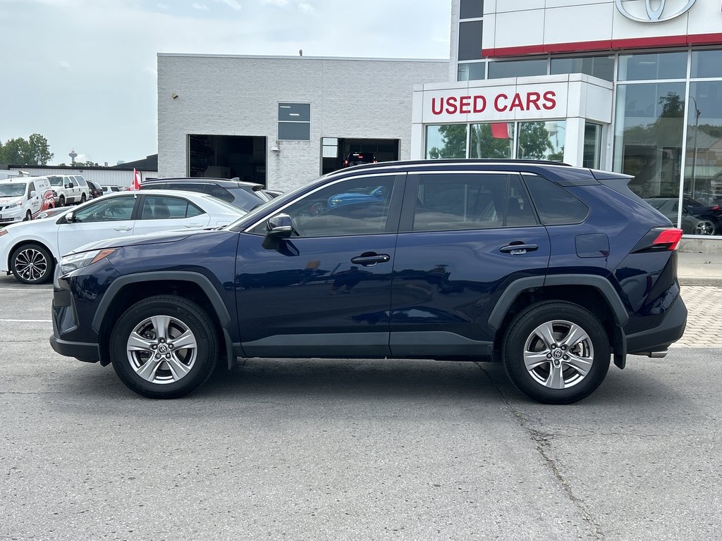2022 Toyota RAV4 XLE in Niagara Falls, Ontario - 3 - w1024h768px