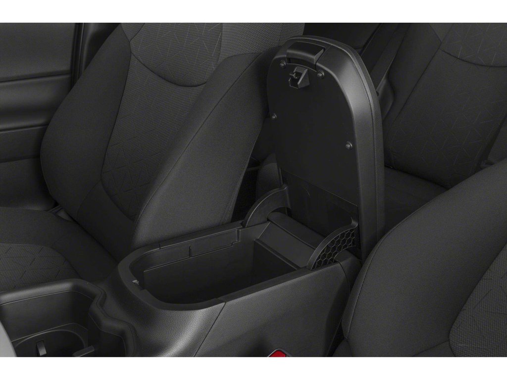 2022 Toyota RAV4 XLE in Niagara Falls, Ontario - 9 - w1024h768px