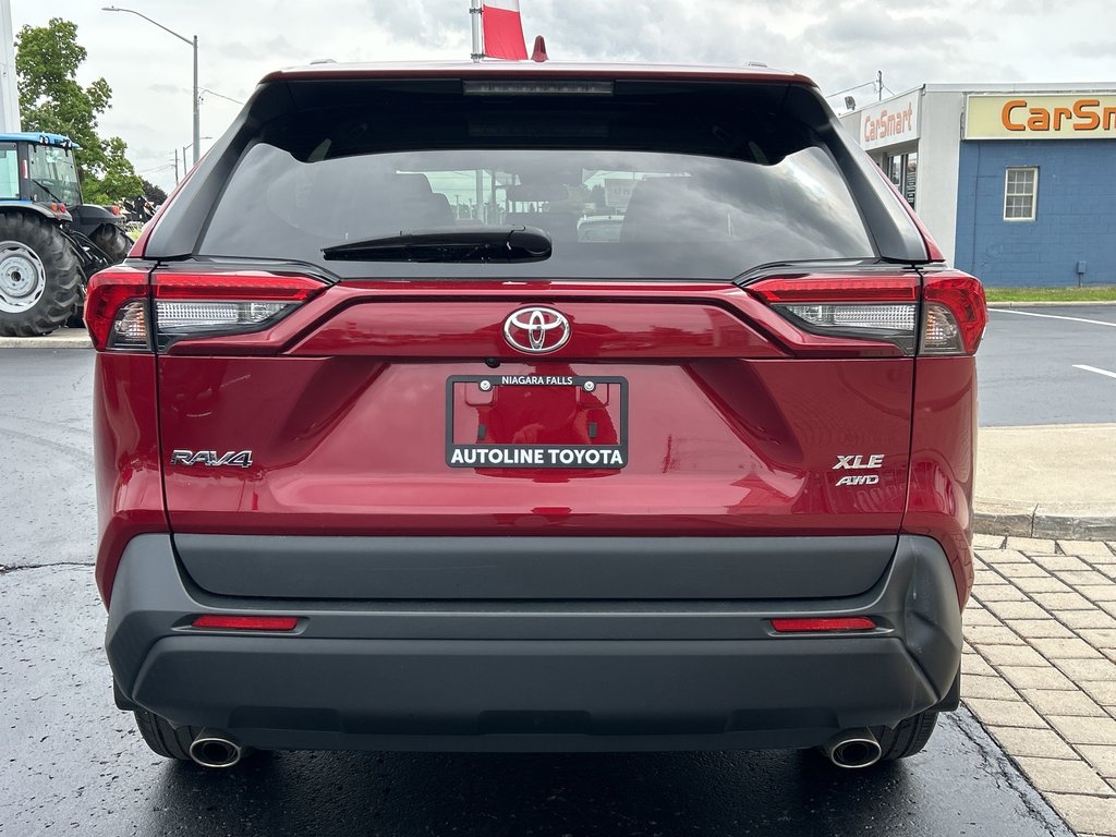 2023 Toyota RAV4 XLE in Niagara Falls, Ontario - 5 - w1024h768px