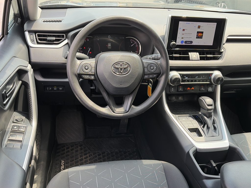 2023 Toyota RAV4 LE in Niagara Falls, Ontario - 13 - w1024h768px