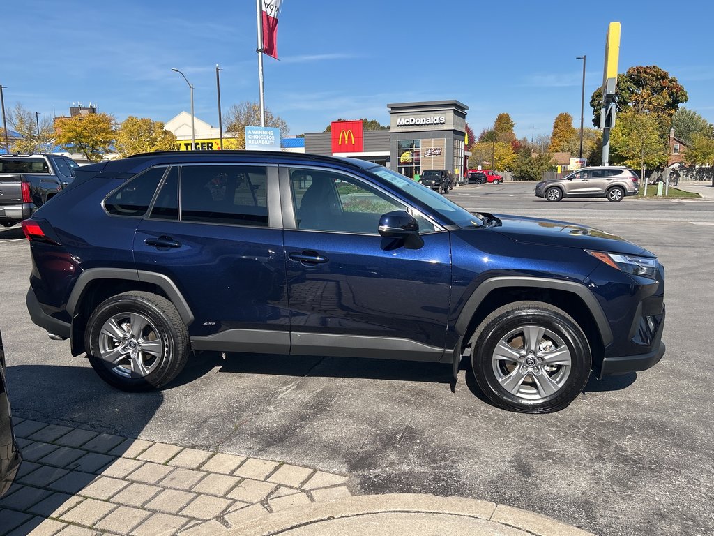 2024  RAV4 Hybrid XLE in Niagara Falls, Ontario - 6 - w1024h768px