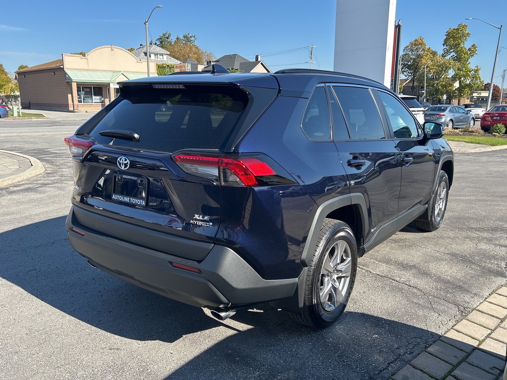 2024  RAV4 Hybrid XLE in Niagara Falls, Ontario - 5 - w1024h768px