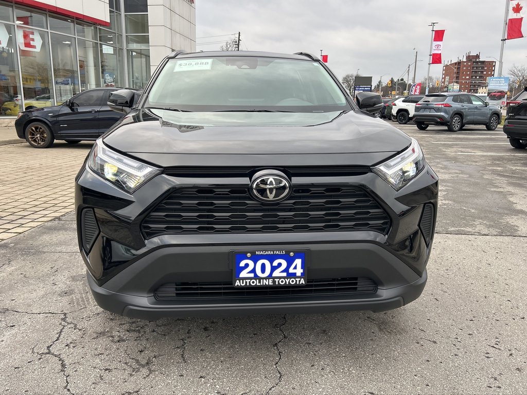 2024  RAV4 XLE in Niagara Falls, Ontario - 8 - w1024h768px