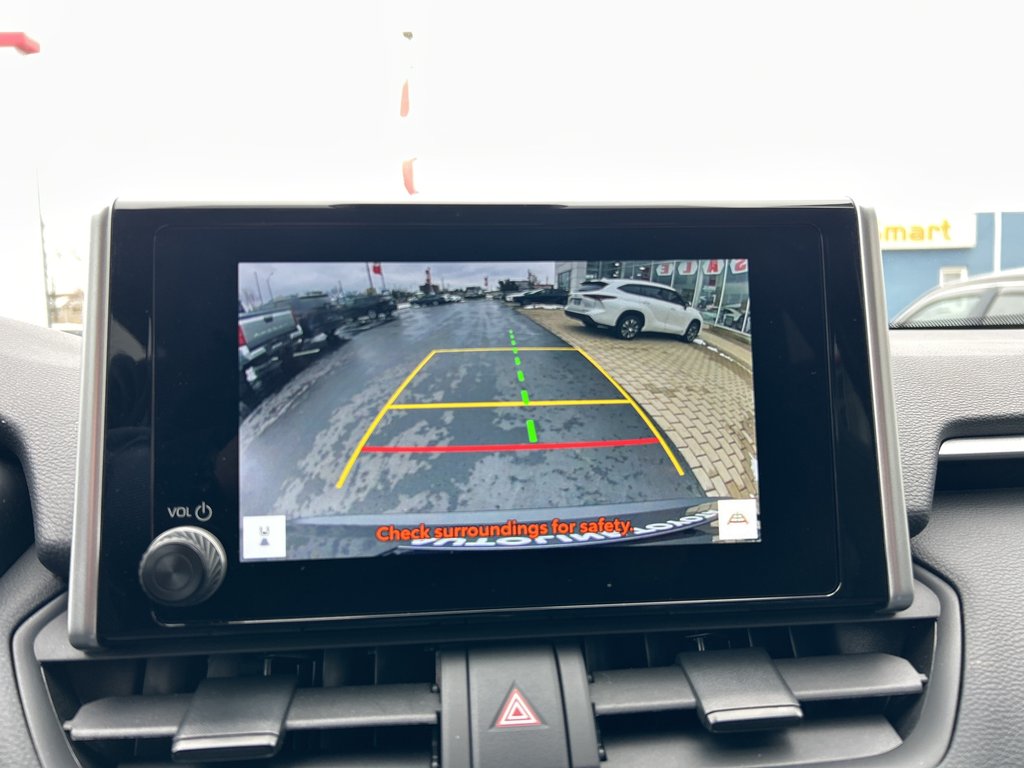 2024 Toyota RAV4 LE in Niagara Falls, Ontario - 17 - w1024h768px