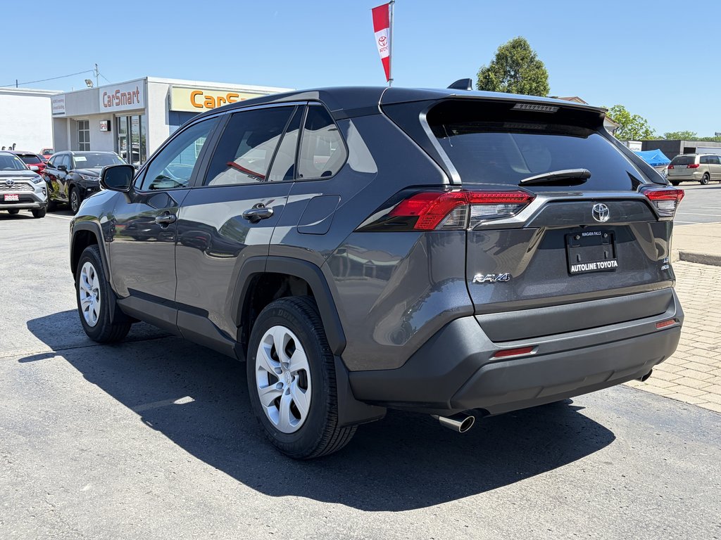 2024 Toyota RAV4 LE in Niagara Falls, Ontario - 3 - w1024h768px