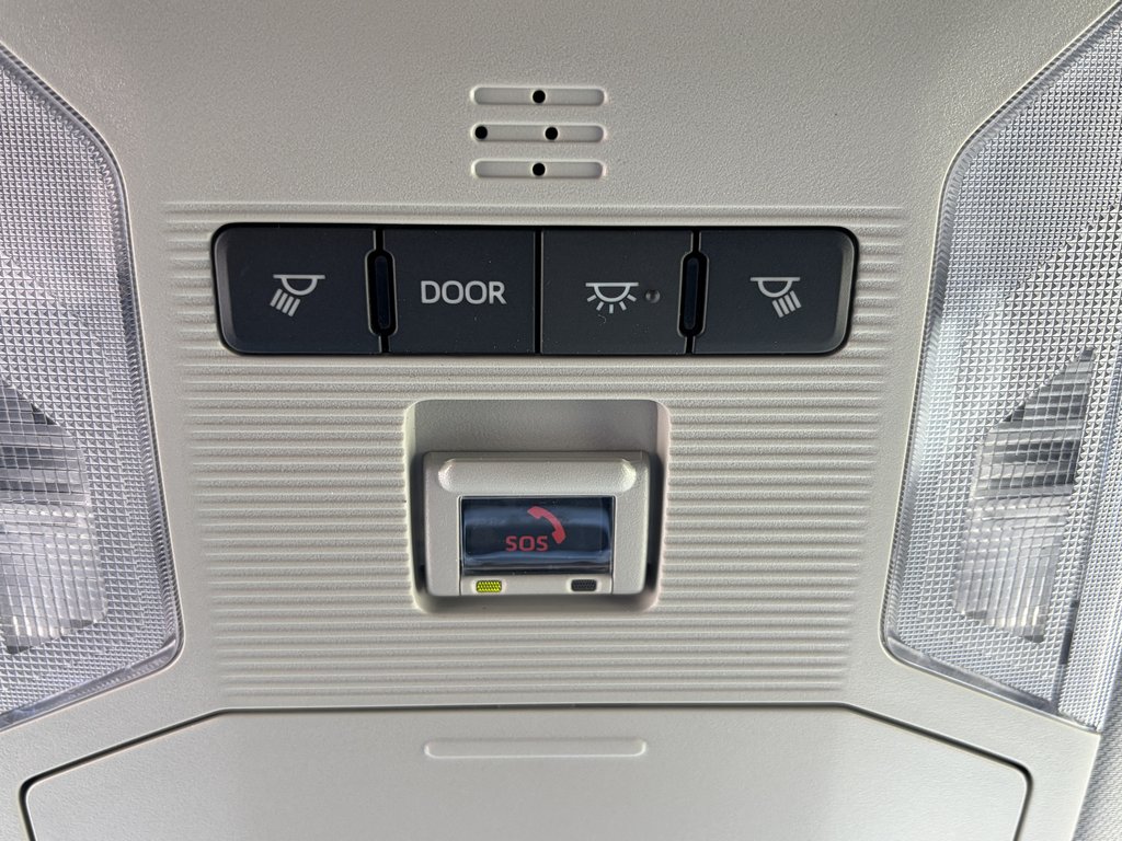 2024 Toyota RAV4 LE in Niagara Falls, Ontario - 15 - w1024h768px