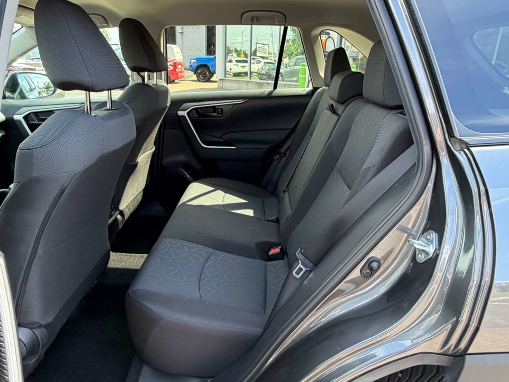 2024 Toyota RAV4 LE in Niagara Falls, Ontario - 11 - w1024h768px