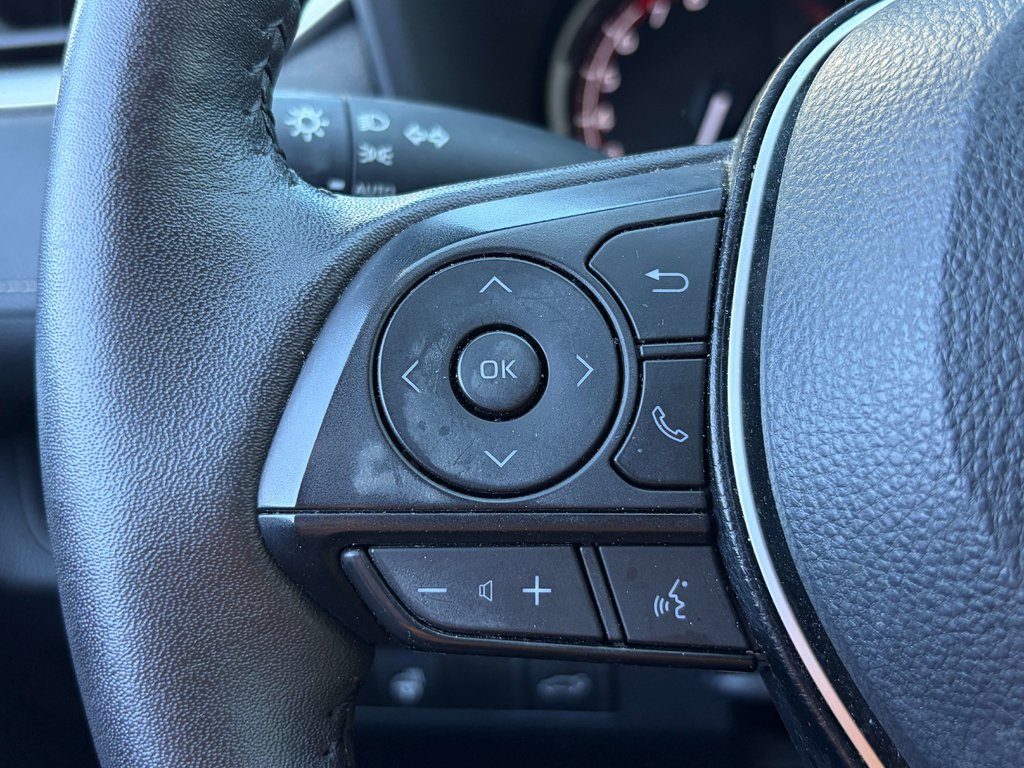2024 Toyota RAV4 XLE in Niagara Falls, Ontario - 15 - w1024h768px