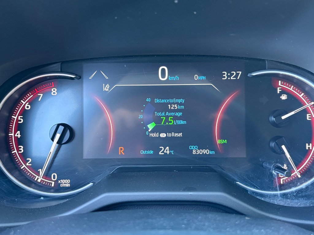 2024 Toyota RAV4 XLE in Niagara Falls, Ontario - 14 - w1024h768px
