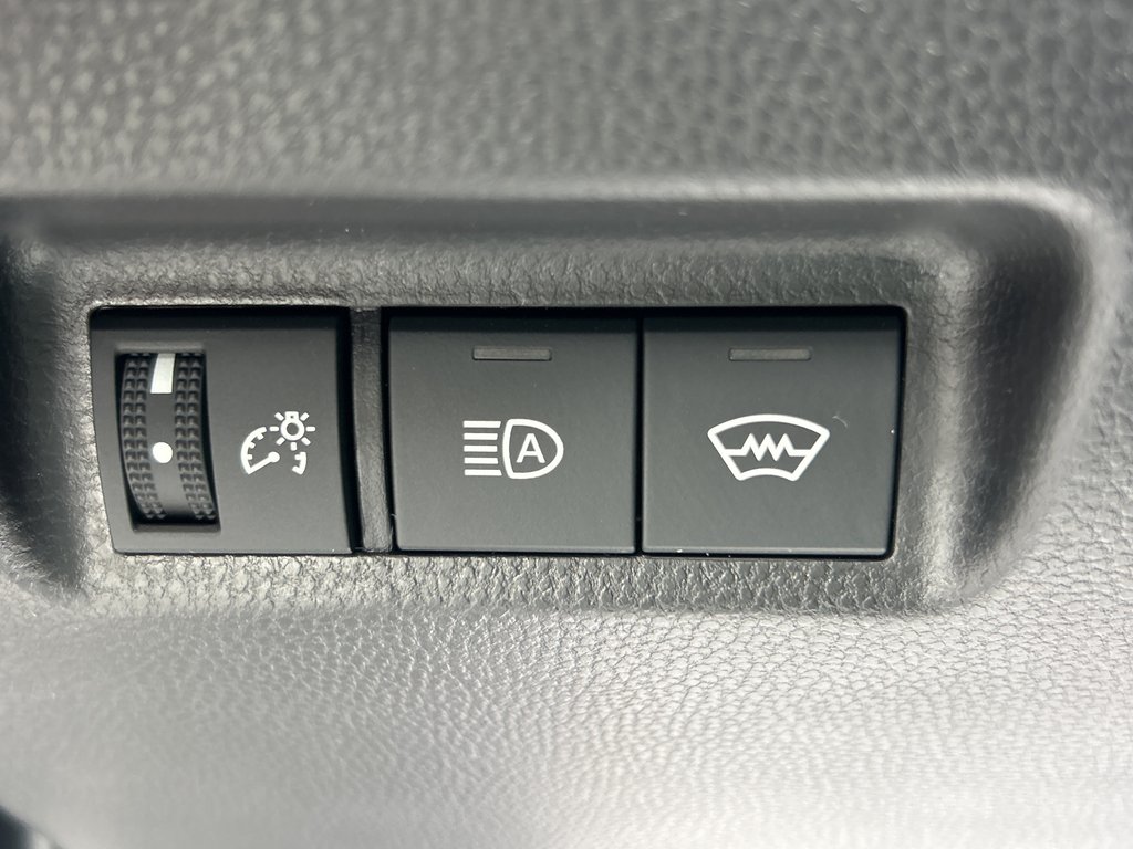 2025 Toyota RAV4 LE in Niagara Falls, Ontario - 13 - w1024h768px