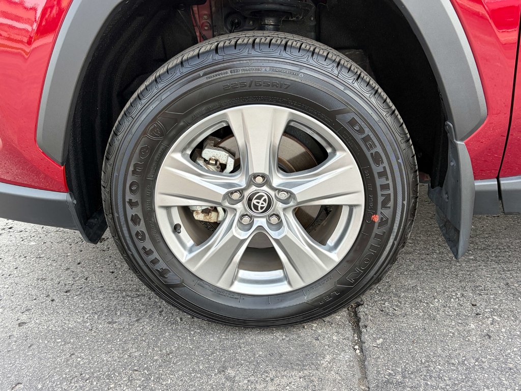2025 Toyota RAV4 XLE in Niagara Falls, Ontario - 21 - w1024h768px