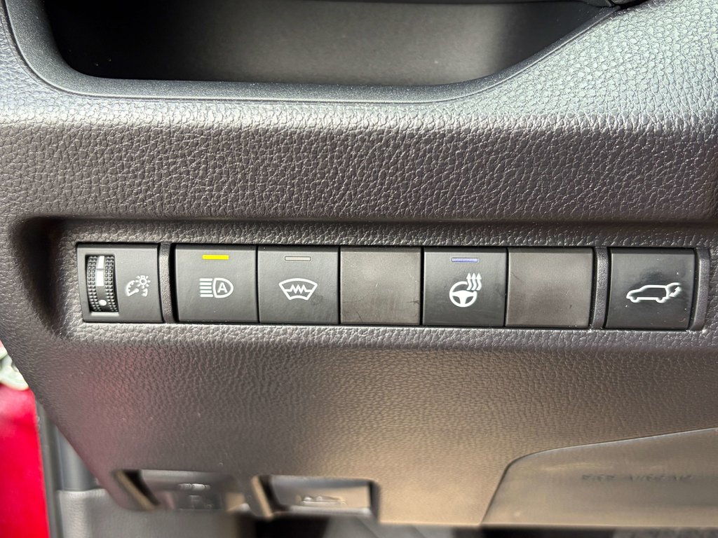 2025 Toyota RAV4 XLE in Niagara Falls, Ontario - 13 - w1024h768px