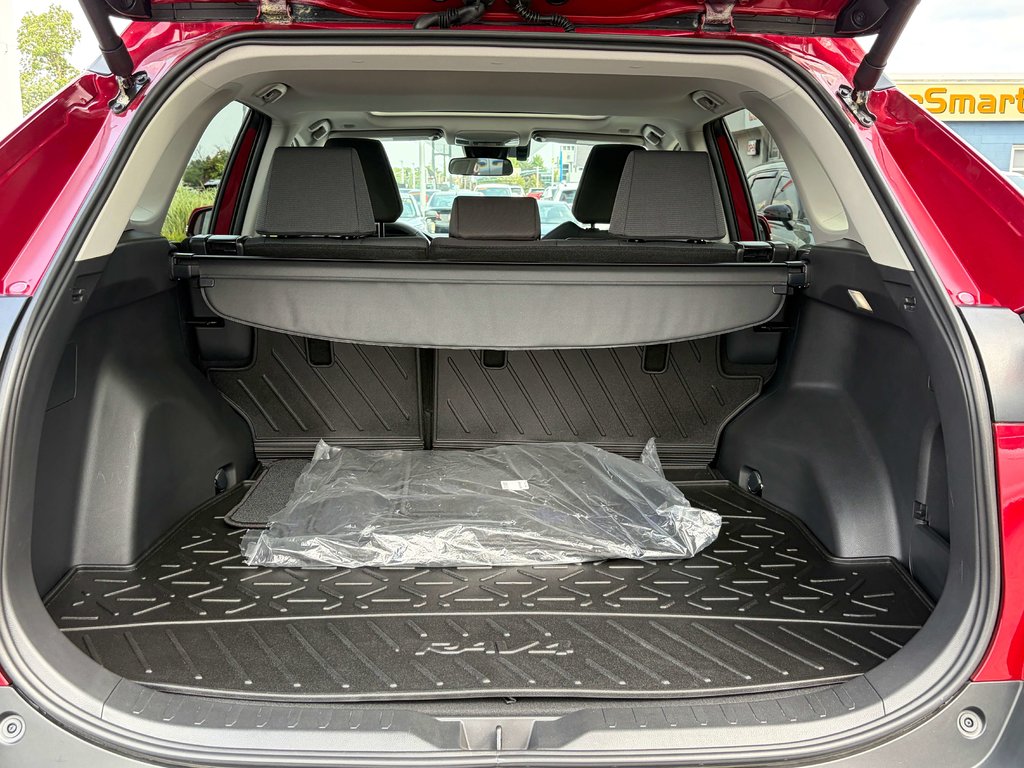 2025 Toyota RAV4 XLE in Niagara Falls, Ontario - 22 - w1024h768px
