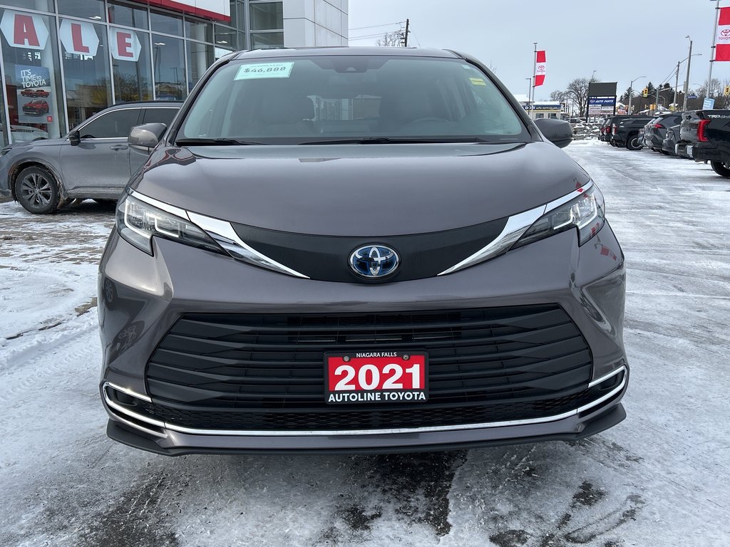 2021 Toyota Sienna Hybrid XLE  7-PASS in Niagara Falls, Ontario - 8 - w1024h768px