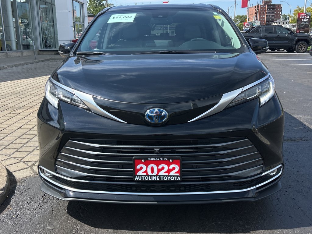 2022 Toyota Sienna Limited in Niagara Falls, Ontario - 9 - w1024h768px