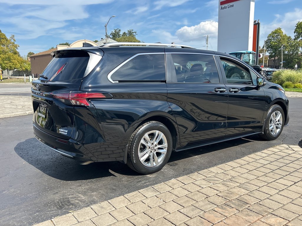 2022 Toyota Sienna Limited in Niagara Falls, Ontario - 6 - w1024h768px