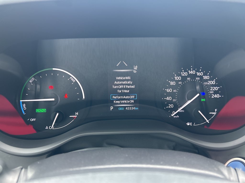 2023 Toyota Sienna XSE in Niagara Falls, Ontario - 15 - w1024h768px