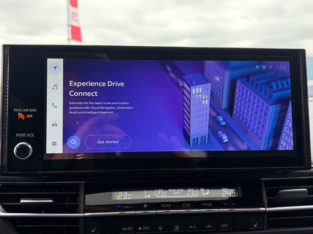 2025 Toyota Sienna XSE in Niagara Falls, Ontario - 22 - w1024h768px
