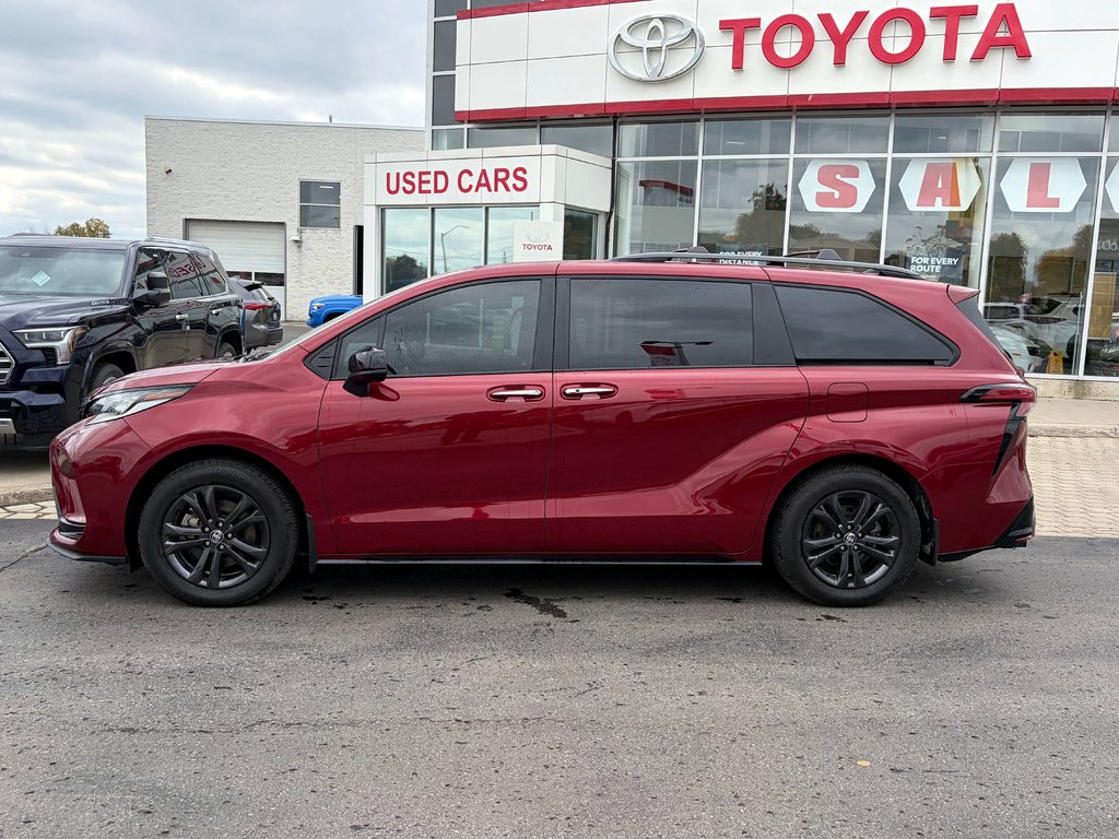 2025 Toyota Sienna XSE in Niagara Falls, Ontario - 2 - w1024h768px