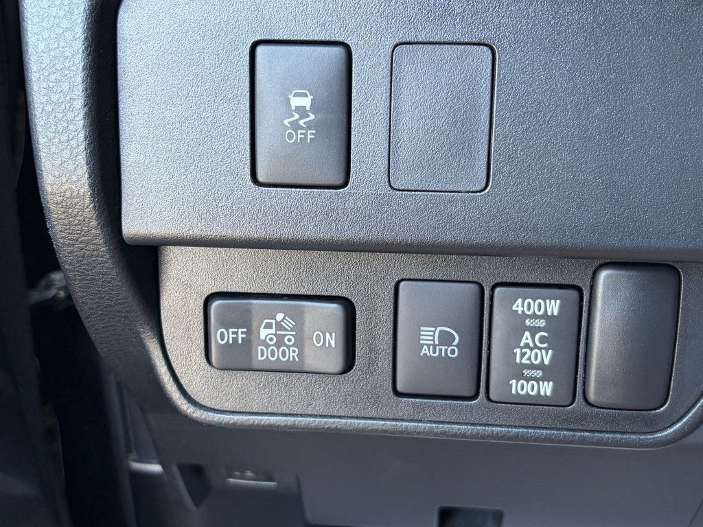 2022 Toyota Tacoma 4WD DBL AT in Niagara Falls, Ontario - 12 - w1024h768px