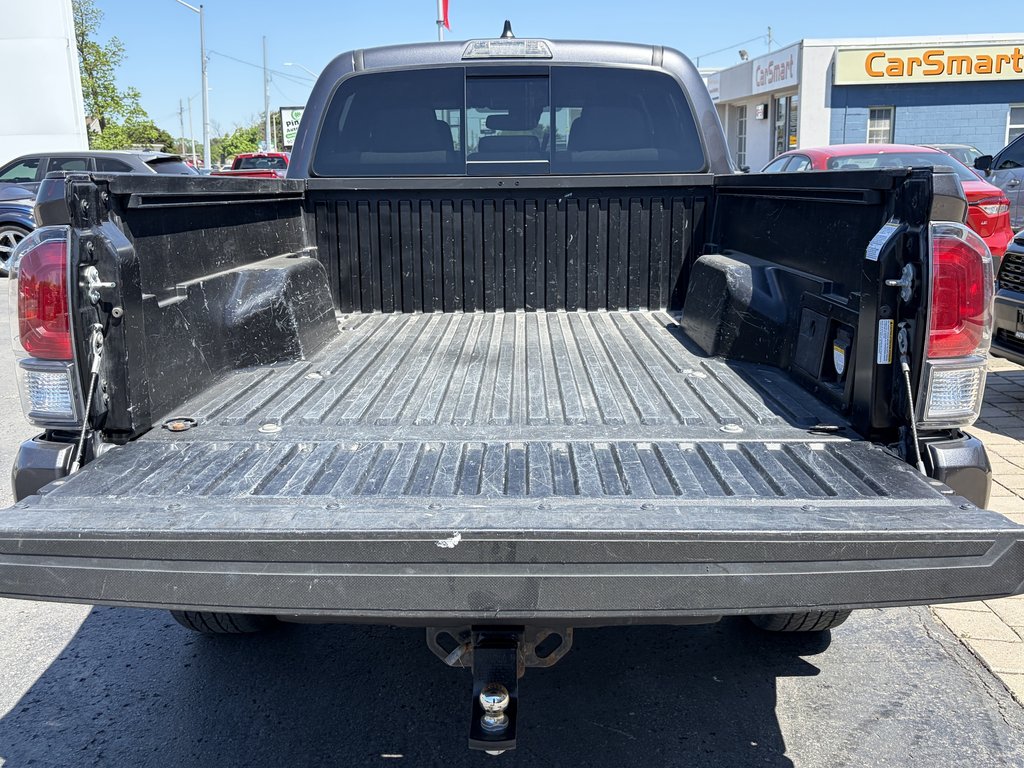 2022 Toyota Tacoma 4WD DBL AT in Niagara Falls, Ontario - 19 - w1024h768px