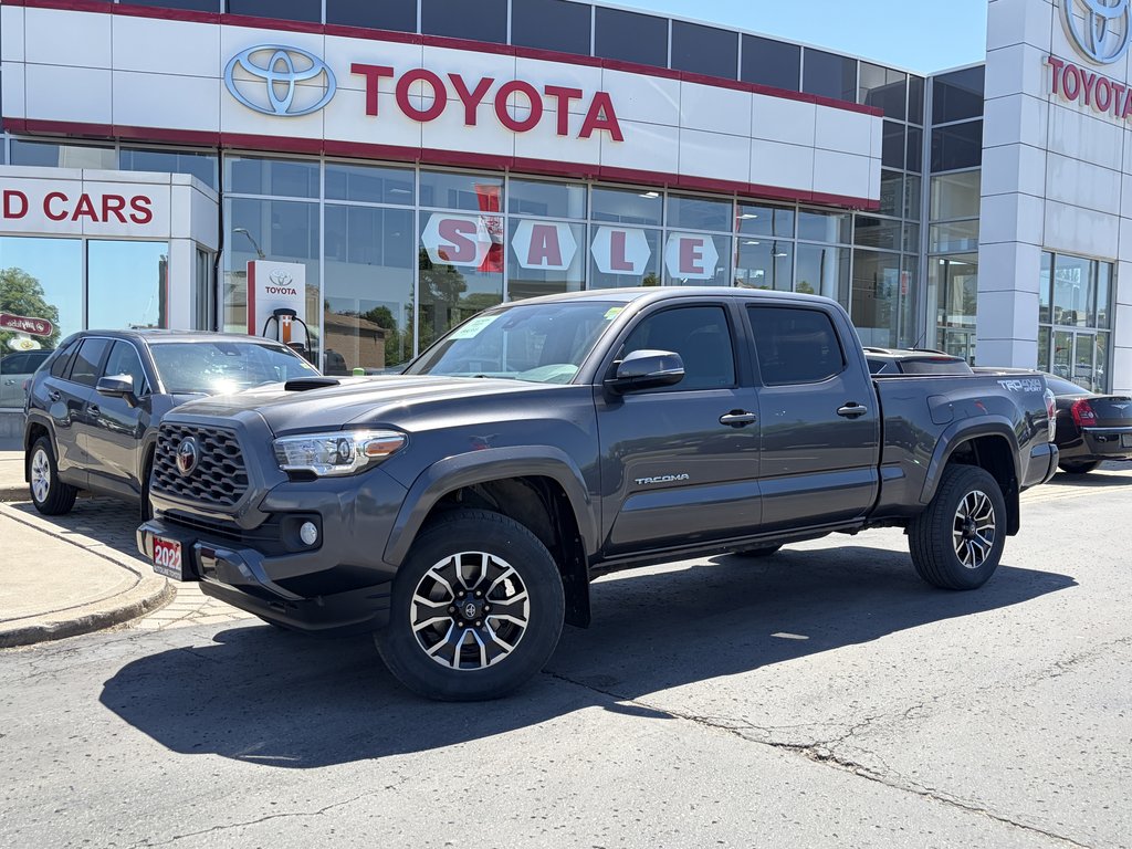 2022 Toyota Tacoma 4WD DBL AT in Niagara Falls, Ontario - 1 - w1024h768px
