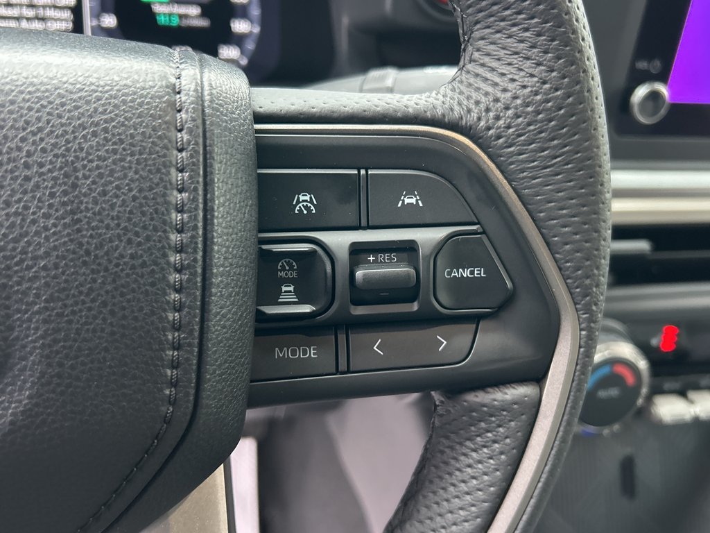 2025 Toyota Tacoma 4WD DBL AT in Niagara Falls, Ontario - 15 - w1024h768px