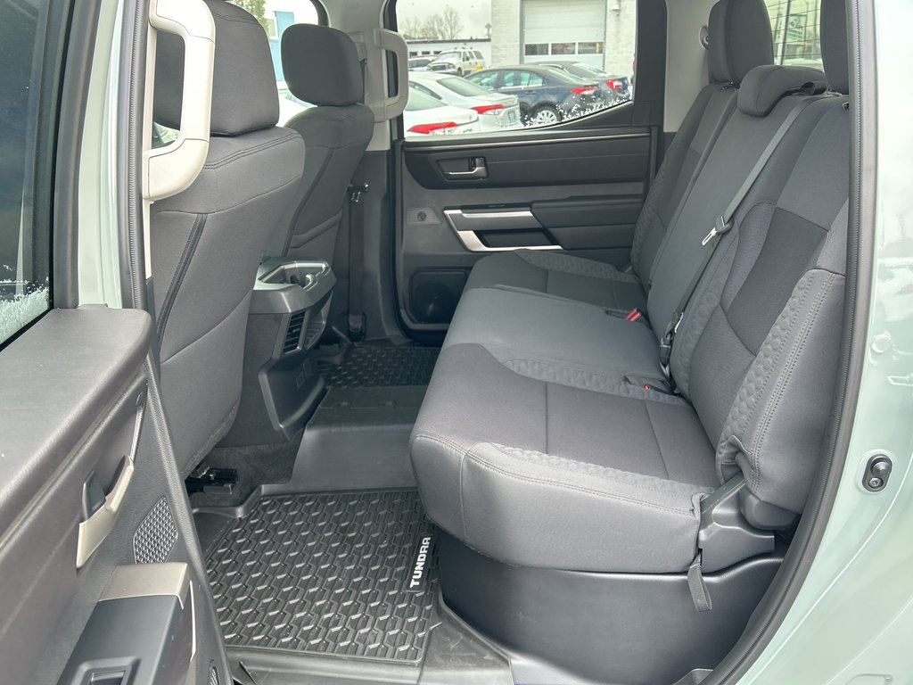 2023 Toyota Tundra CREWMAX SR in Niagara Falls, Ontario - 12 - w1024h768px